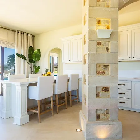 Villa Paralia Beachfront