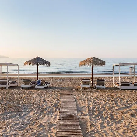 Paralia Beachfront Villa
